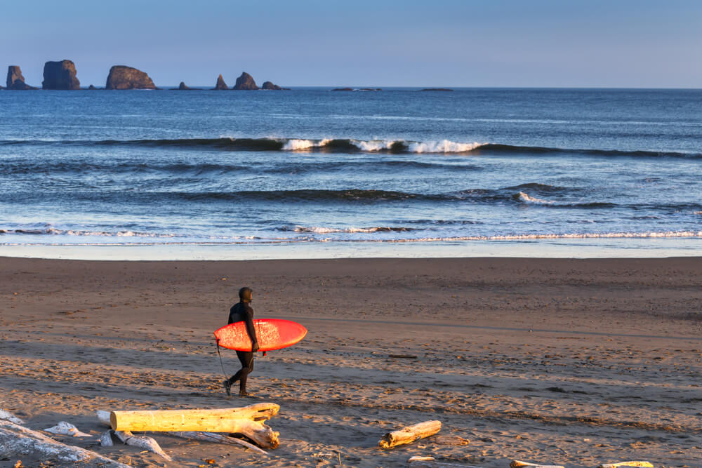 A photo of someone surfing in Washington.