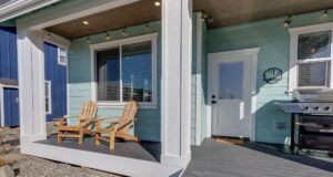 The front porch of an Ocean Shores rental to relax on after exploring hiking trails in Washington.