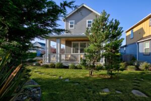 An Ocean Shores vacation rental to stay at on a solo Washington coast vacation.